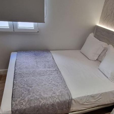 Ch La Petite Maison - Boutique - Madrid Eksteriør billede