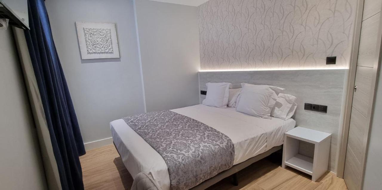 Ch La Petite Maison - Boutique - Madrid Eksteriør billede